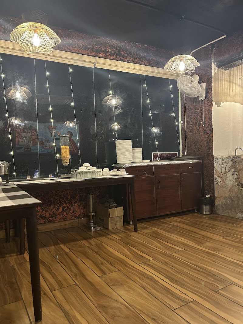 Hotel Varanasi Heritage - Hotel Varanasi Heritage B2/50A, Bhadaini, Tulsi Ghat, Assi Rd, Shivala, Varanasi, Uttar Pradesh 221001, India