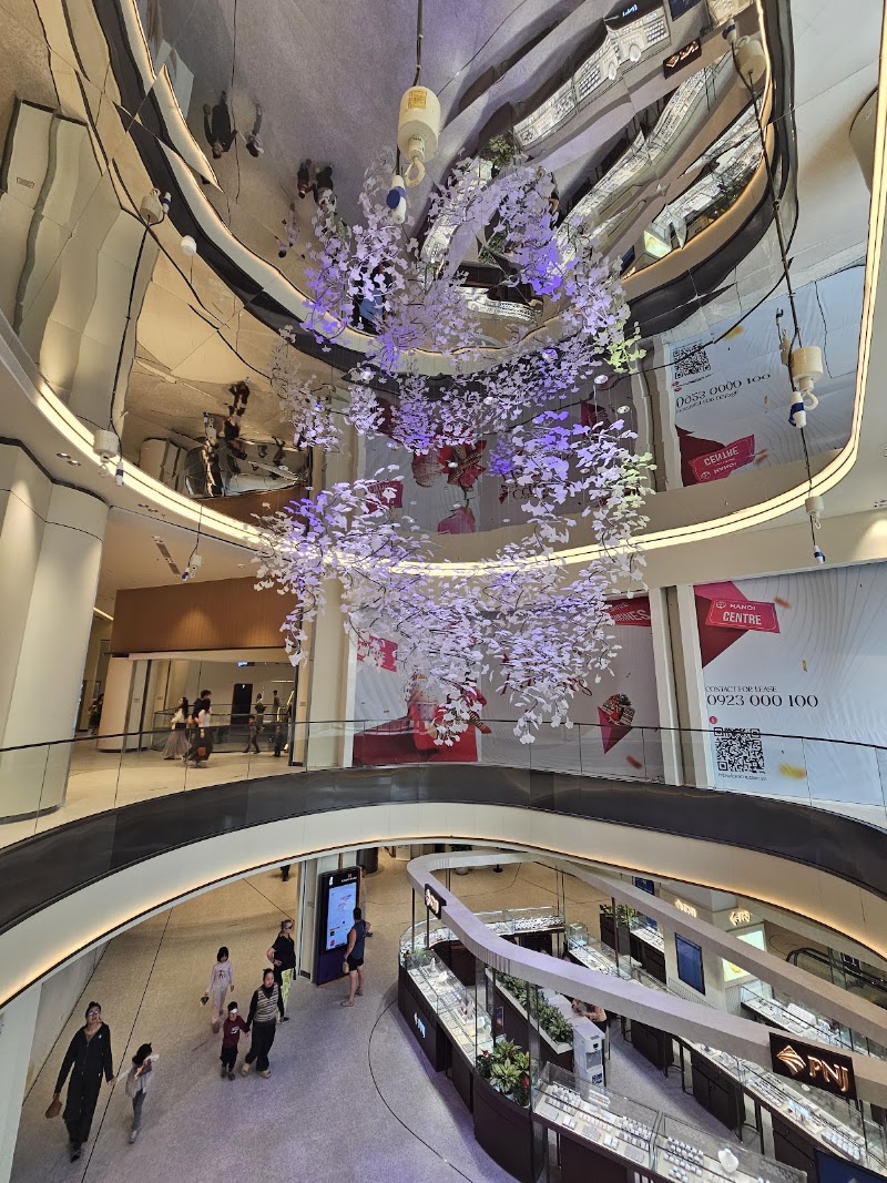 Hanoi Centre Shopping Mall - Hanoi Centre Shopping Mall 175 P. Nguyễn Thái Học, Ô Chợ Dừa, Hà Nội 10000, Vietnam