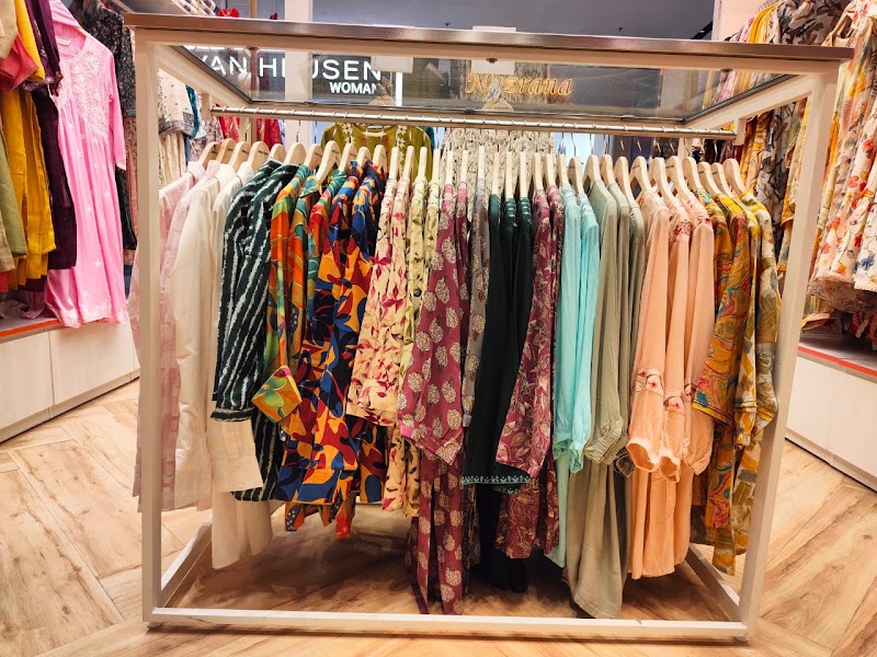 Peachmode, Nexus Elante Mall - Peachmode, Nexus Elante Mall, Store Unit no 236A 2nd floor, Elante Mall, Industrial Area Phase I, Chandigarh, Punjab 160002, India