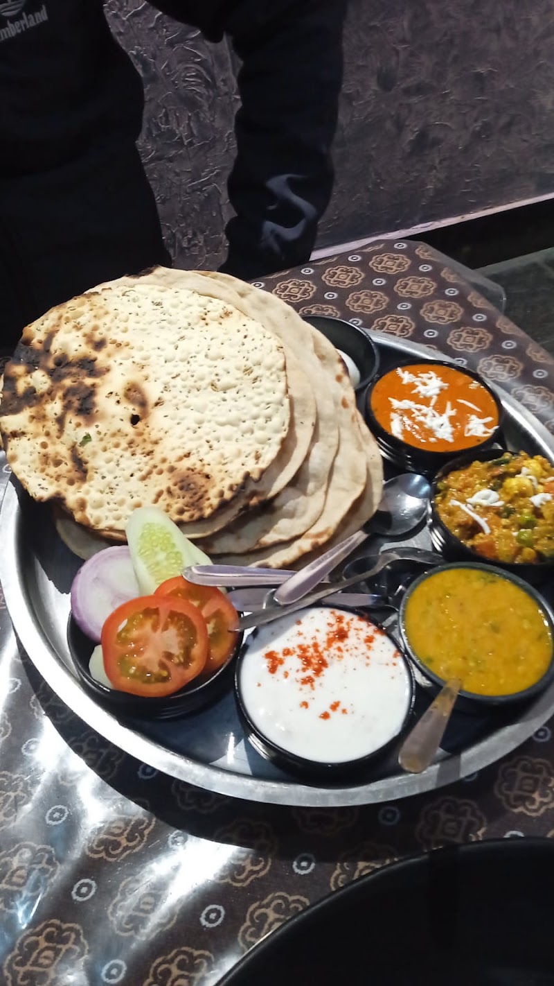 Tripti Restaurant & Sweets Home - Tripti Restaurant & Sweets Home behind lic office, Padmanabhpur, Bhilai, Chhattisgarh 491001, India