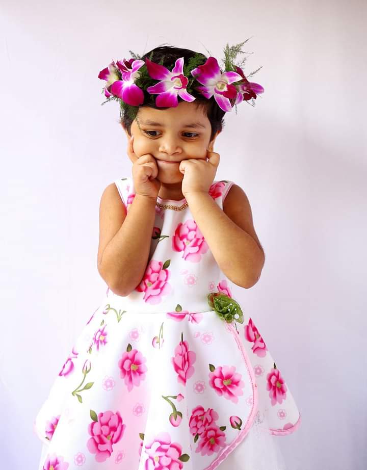 CULCUTTA ROSE PETALS - CULCUTTA ROSE PETALS, V9WR+WJ7, Agrasen Colony, Raigarh, Chhattisgarh 496001, India