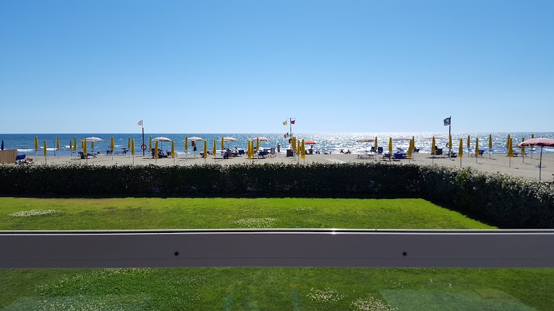 La Spiaggetta - La Spiaggetta, Via Marina di Pisa, 68, 00054 Fregene RM, Italy