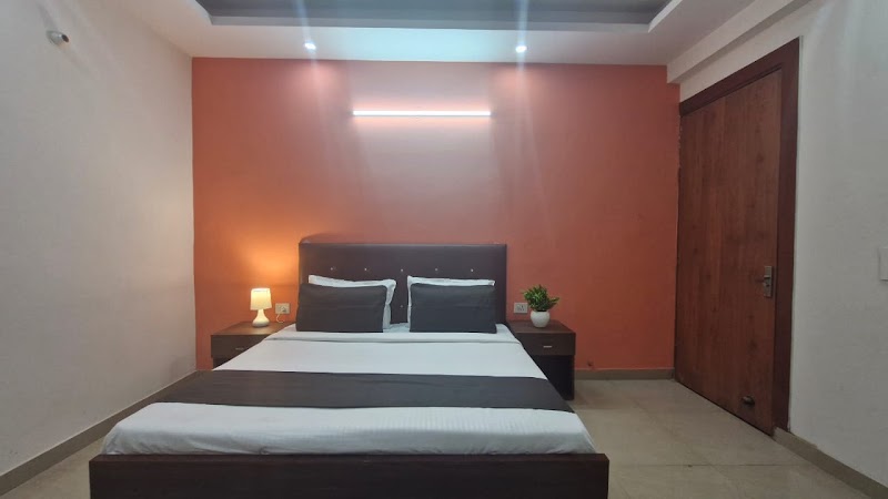 Noida Stays - Noida Stays Building No. 4, Street No. 9, Oyo Wali Gali, opposite Fire Station, Mamura, Sector 66, Noida, Uttar Pradesh 201309, India