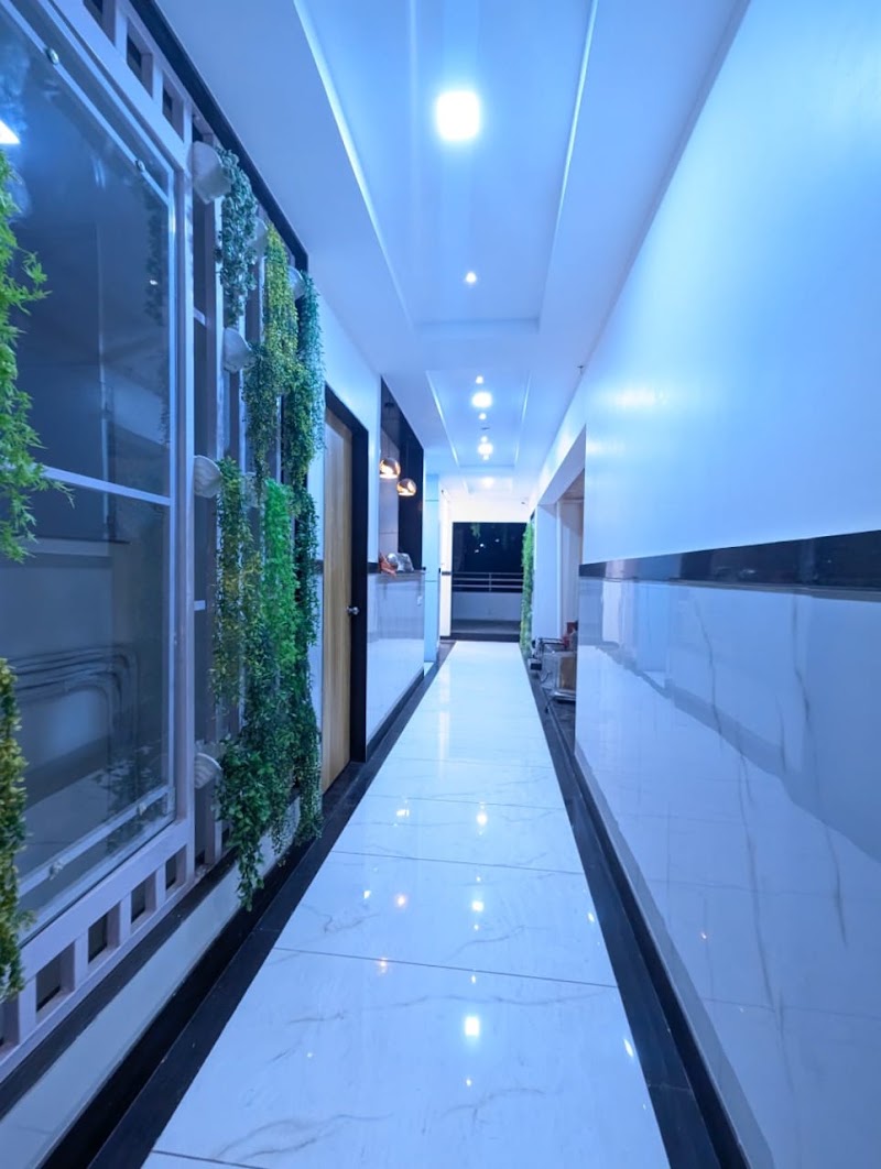 Accu Hotel Inn The Lavish Villa - Accu Hotel Inn The Lavish Villa 667, Bombay Hospital Service Rd, Part II, Scheme No 114, Indore, Madhya Pradesh 452010, India