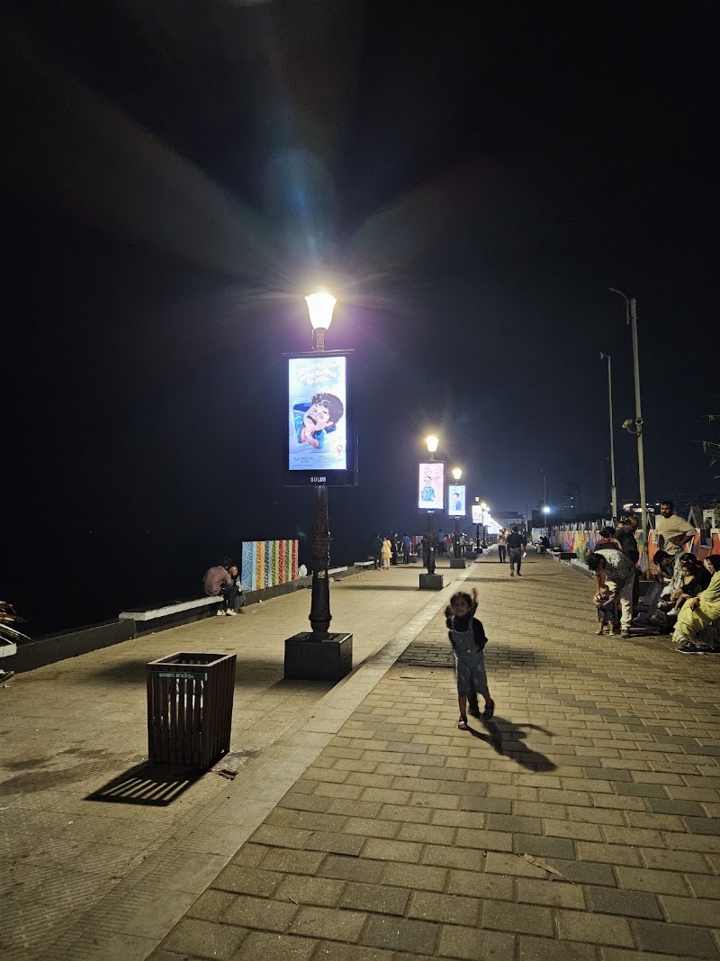South Beach Kozhikode - South Beach Kozhikode, 6QVF+8FP, S Beach Rd, Kuttichira, Kozhikode, Kerala 673001, India