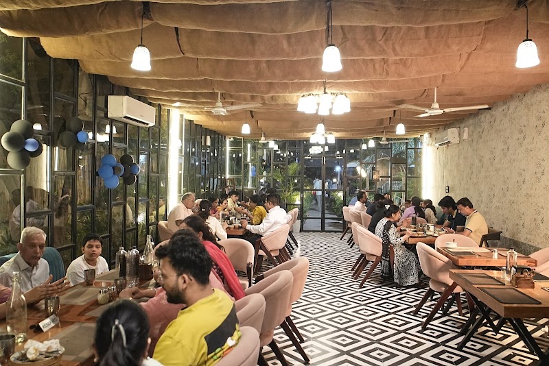 Vaishali Veg Inn - Pure Veg Restaurant & Banquet