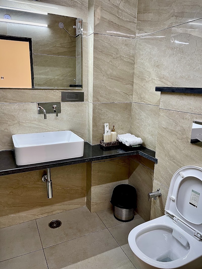 Hotel TRG - Hotel TRG 29 Gaurimal Complex, Rail Head Complex, near, Bahu Rd, Trikuta Nagar, Jammu, 180012