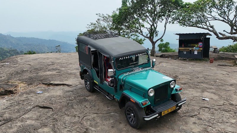 Munnar jeep safari hub