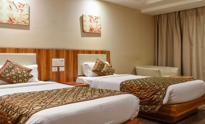 Le Roi Raipur Hotel - Le Roi Raipur Hotel, Multifunctional Complex Raipur, Railway Station, Station Road, Moudhapara, Raipur, Chhattisgarh 492009, India
