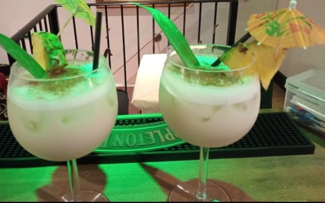 Barry's Bar - Barry's Bar, 91 Norwood High St, Norwood, London SE27 9JS, UK