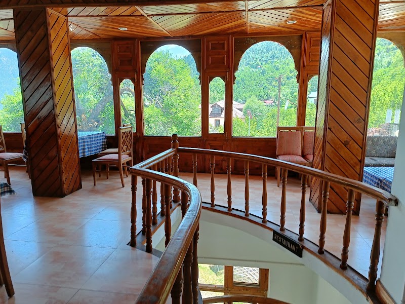 HPTDC Hotel The Kinner Kailash - HPTDC Hotel The Kinner Kailash G7J2+WFC, Kalpa, Saryo, Himachal Pradesh 172108, India