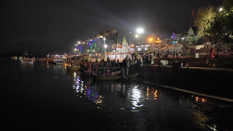 Uma Ghat - Uma Ghat, 4W4G+H93, Gwarighat, Jabalpur, Madhya Pradesh 482008, India