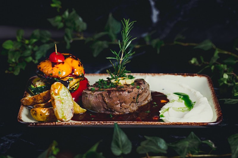 Mystic Lounge Bar & Restaurant