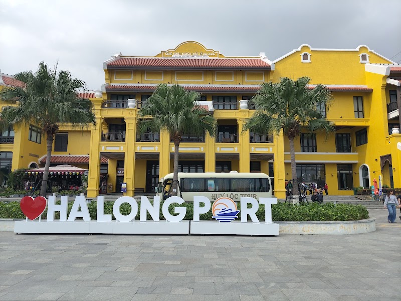 Ha Long International Cruise Port - Ha Long International Cruise Port X334+F4X, Thương Cảng, Bãi Cháy, Quảng Ninh, Vietnam