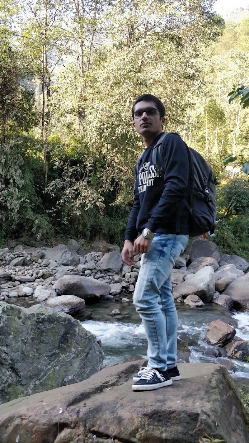 RIMBI WATER FALLS - RIMBI WATER FALLS 857R+97H, Pelling-Rimbi Rd, Sikkim 737113, India