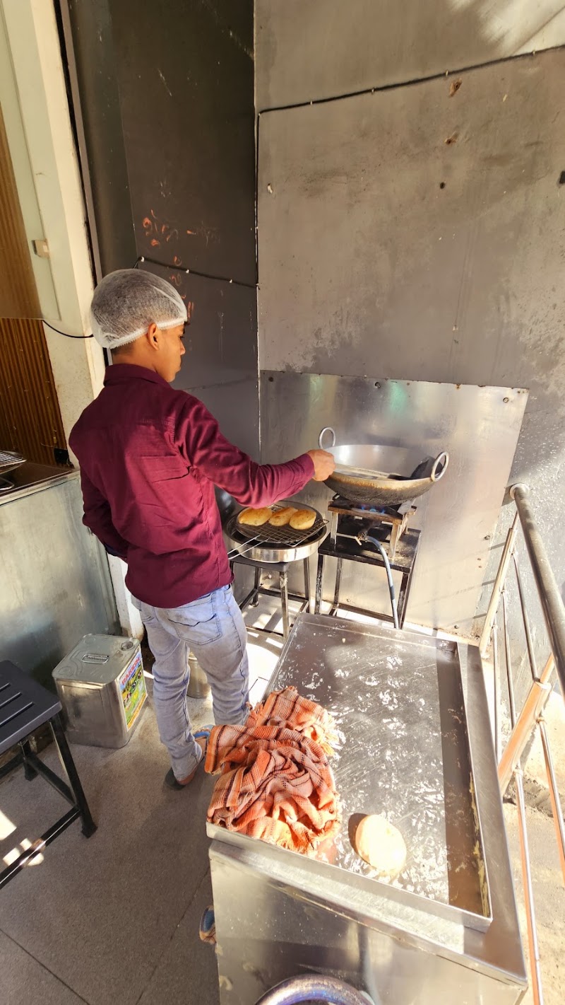 Nand Di Hatti (Sadar Bazar Wale) - Nand Di Hatti (Sadar Bazar Wale) Shop Number-29, Anytime Fitness building, DLE Industrial Area, Kirti Nagar, Delhi, 110015, India