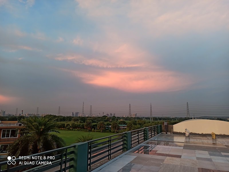 Prakash Greens - Prakash Greens at Prakash Farms, Golden Green Golf Course road, Sakatpur near Palra, behind Badshahpur, Gurugram, Haryana 122101, India