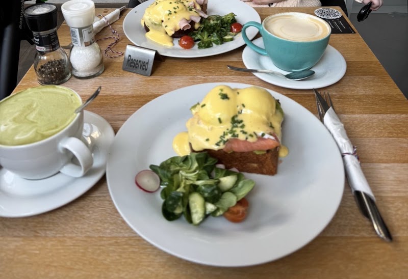 Café v zahradě - Café v zahradě nám. Bratří Synků 400/12, 140 00 Praha 4-Nusle, Czechia