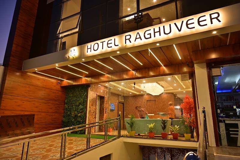 Hotel Raghuveer - Hotel Raghuveer, Satna road, opp. Annapurna Seva hotel, Kashavgarh, Chitrakoot, Madhya Pradesh 485334, India