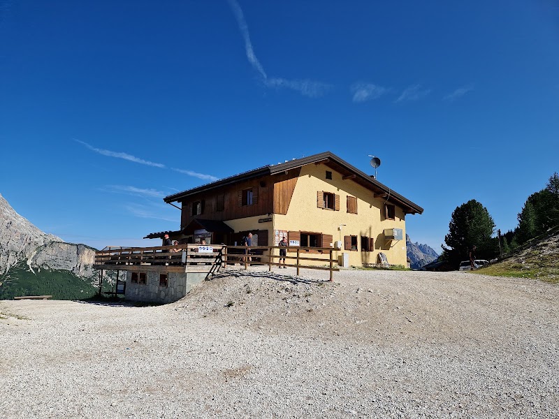 Rifugio Col De Varda