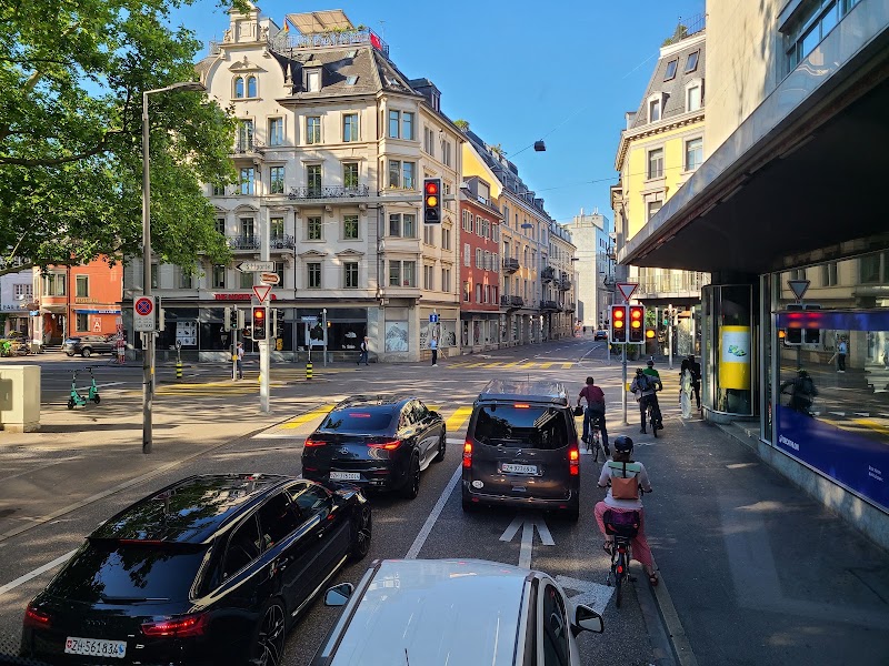 Bahnhofquai/HB - Bahnhofquai/HB 8001 Zürich, Switzerland
