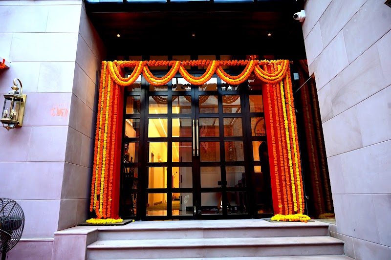 The Luxury Inn