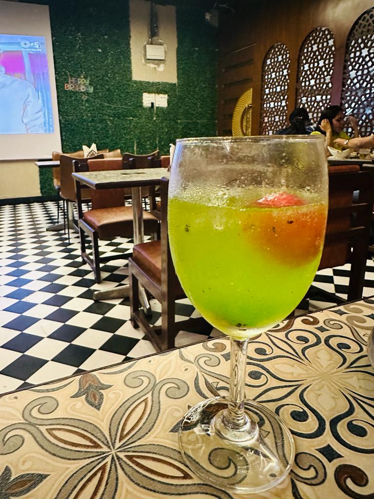 Happy times bar and restaurant - Happy times bar and restaurant D-15,Neptune Magnet Mall, Lal Bahadur Shastri Marg, Bhandup, Ganesh Nagar, Bhandup West, Mumbai, Maharashtra 400078, India