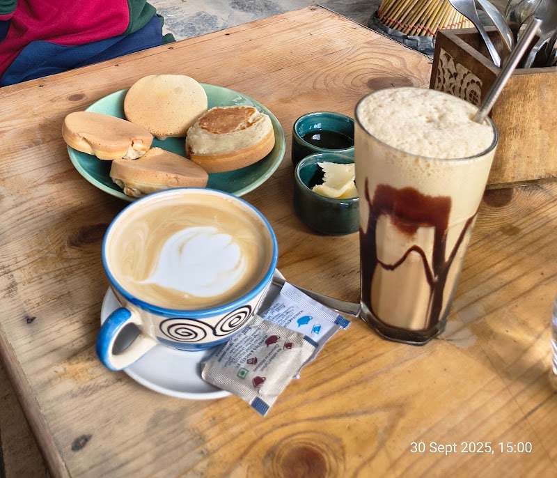 cafe bleeblu - cafe bleeblu Cafe bleeblu, Jalori Road, upper, Tehsil, Jibhi, Banjar, Himachal Pradesh 175123, India