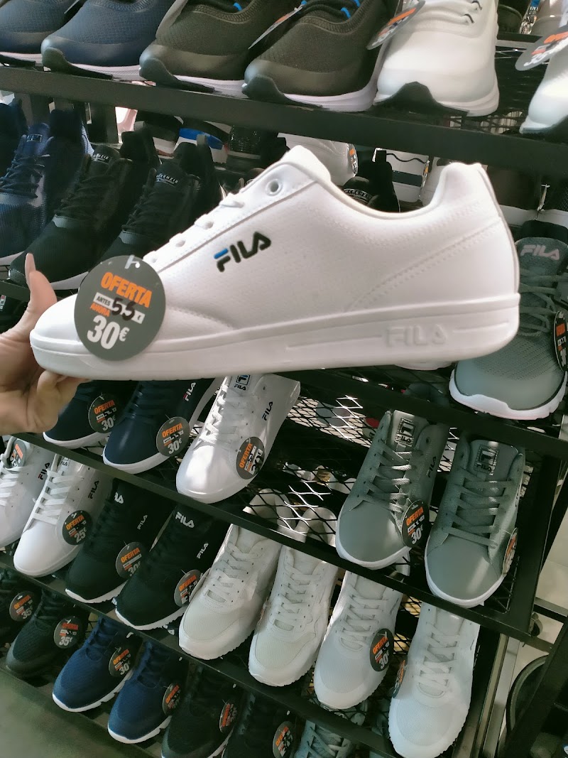 JD Sports - JD Sports, Diagonal Mar SC, Av. Diagonal, 3, Sant Martí, 08019 Barcelona, Spain