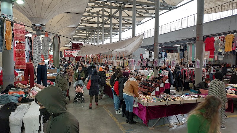 Tuesday and Friday bazaar - Tuesday and Friday bazaar, Hasanpaşa, Uzunçayır Cd., 34722 Kadıköy/İstanbul, Türkiye