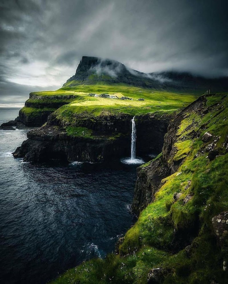 Hiking Klakkur - Hiking Klakkur 69PM+P73, Klaksvík 700, Faroe Islands