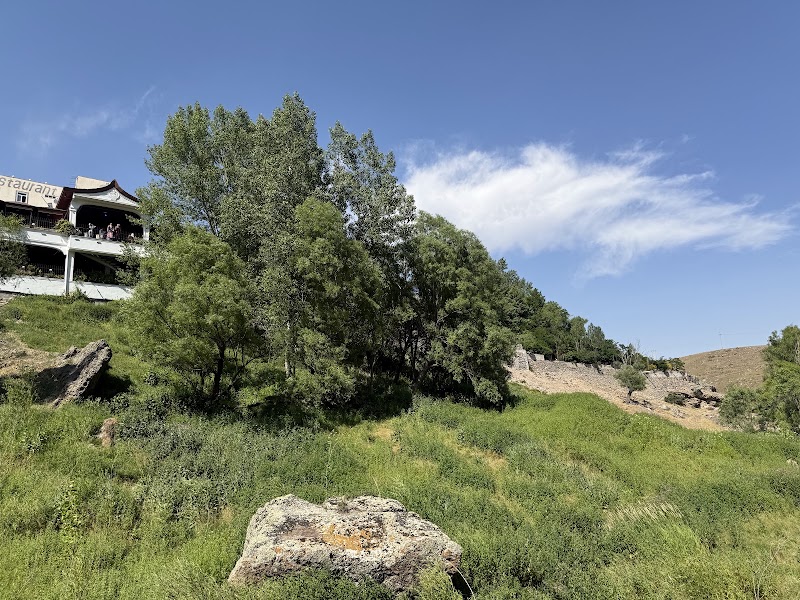 Vila Darre Waterfall - Vila Darre Waterfall, Vila Darre, Ardabil-Arjestan-Sarein Road, 53G4+PWV, Iran