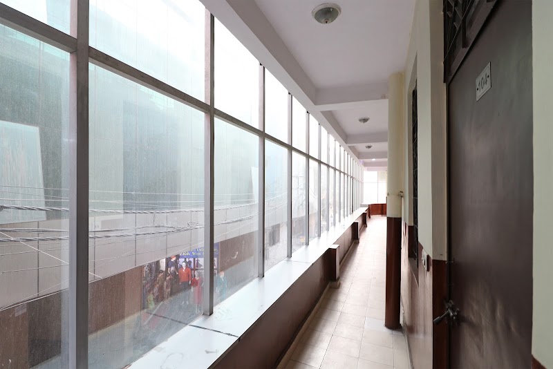 OYO Airport Global Hotel - OYO Airport Global Hotel A -184 Road Number 1, Igi Airport, Delhi Transit, Block B, Mahipalpur Village, Mahipalpur, New Delhi, Delhi 110037, India