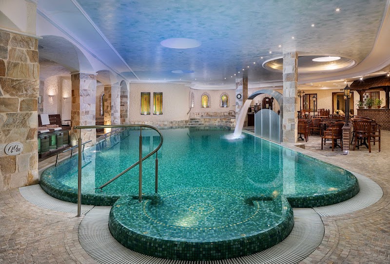 Carlsbad Plaza Medical Spa & Wellness Hotel - Carlsbad Plaza Medical Spa & Wellness Hotel, Mariánskolázeňská 25, 360 01 Karlovy Vary-Karlovy Vary 1, Czechia