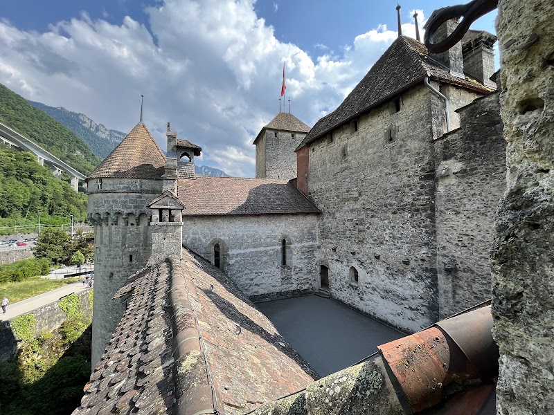 Chillon Castle - Chillon Castle Av. de Chillon 21, 1820 Veytaux, Switzerland