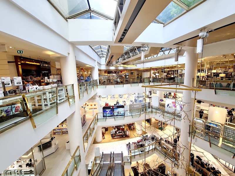 Emporium - Emporium 622 Sukhumvit Rd, Khwaeng Khlong Tan, Khet Khlong Toei, Krung Thep Maha Nakhon 10110, Thailand