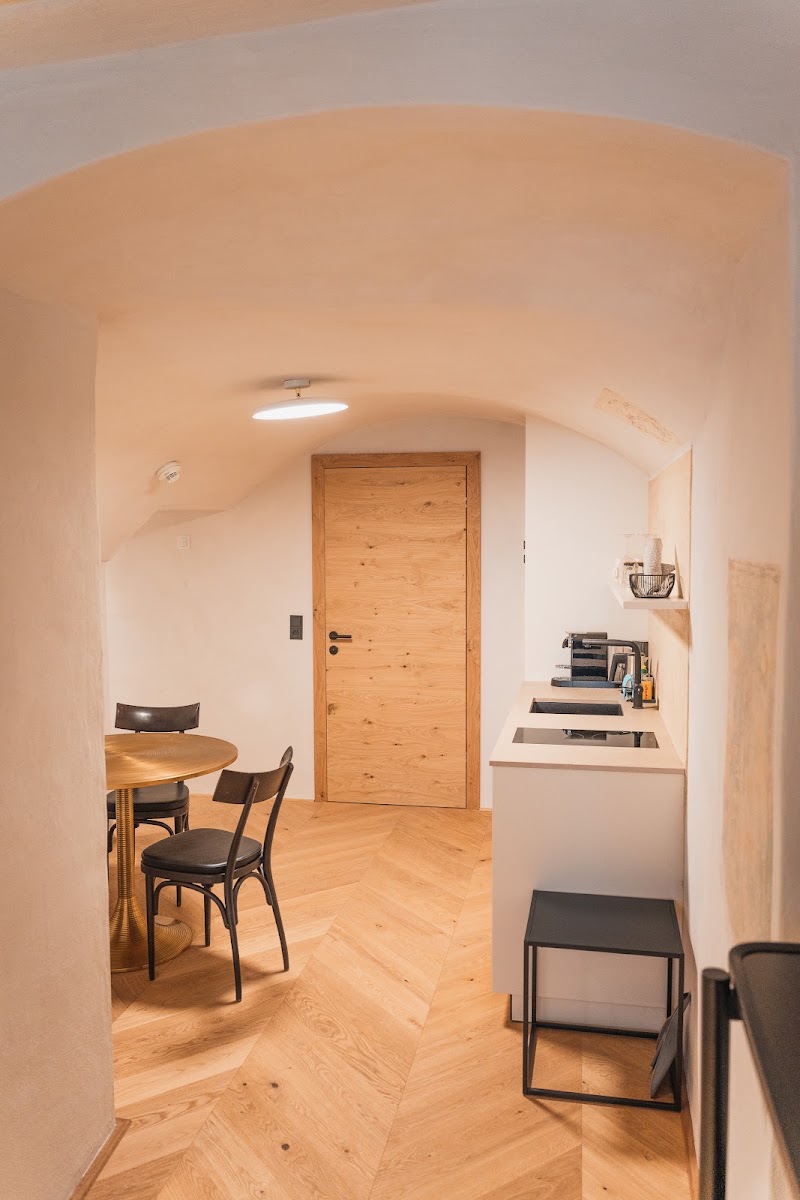 H5 Grauer Bär Studios & More - H5 Grauer Bär Studios & More Hofgasse 5, 6020 Innsbruck, Austria