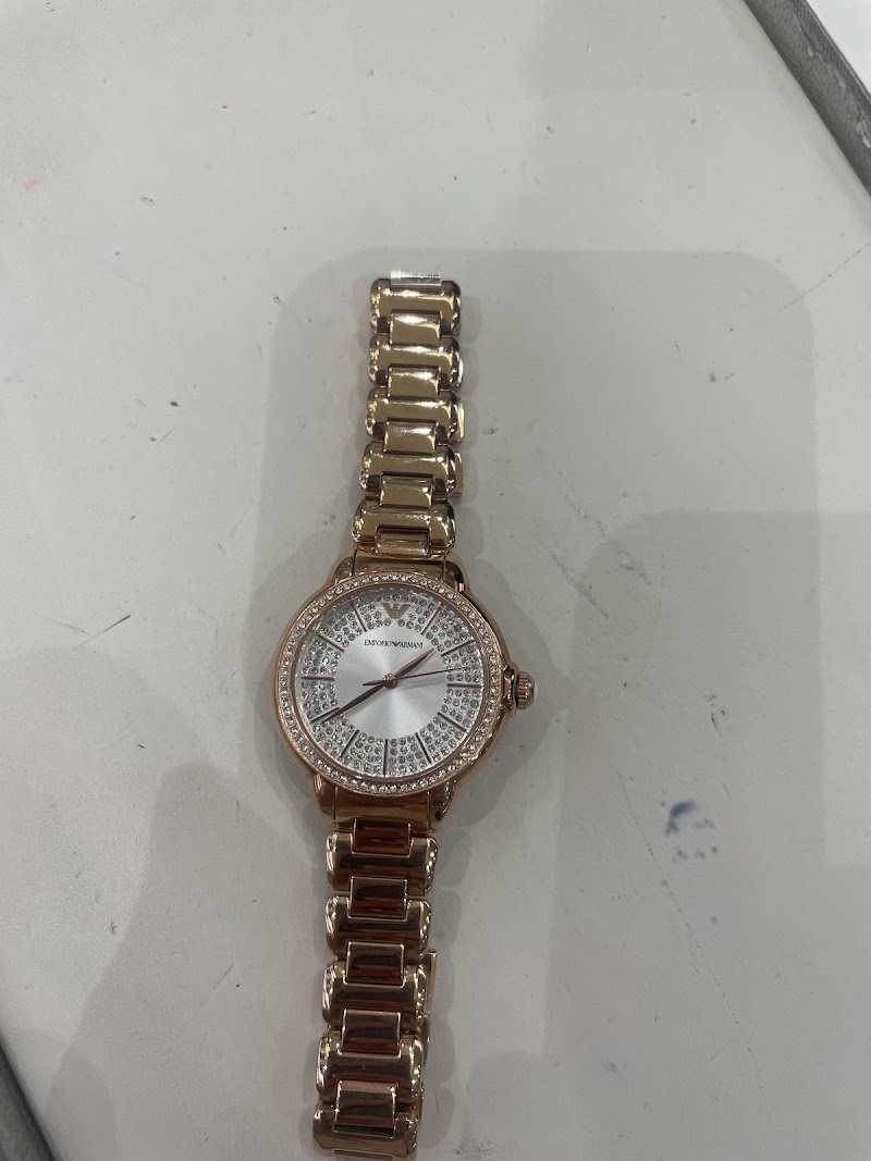 World of Watches - Ground Floor - World of Watches - Ground Floor SHOP NO 77, GROUND FLOOR, MGF, MGF Metropolitan Mall, Mehrauli-Gurgaon Rd, DLF Phase 2, Sector 25, Gurugram, Haryana 122009, India
