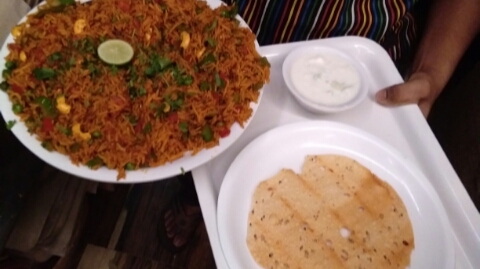 Amrut Sagar Fast Food - Amrut Sagar Fast Food Rizvi Place Society, 31, Hill Rd, opp. Marks & Spencer Showroom, Santosh Nagar, Bandra West, Mumbai, Maharashtra 400050, India