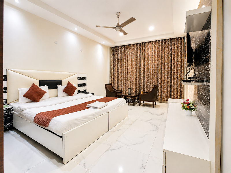 Hotel Orchid Garden