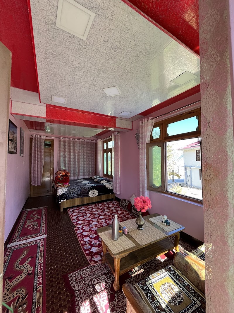 Mountain Paradise Homestay Kalpa - Mountain Paradise Homestay Kalpa near Vishnu Temple, Kalpa, Saryo, Himachal Pradesh 172108, India