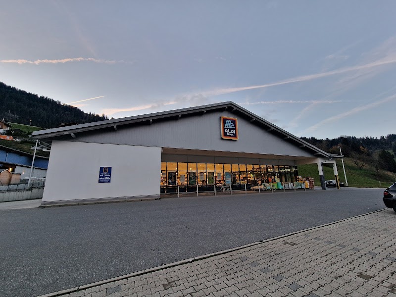 ALDI SUISSE - ALDI SUISSE, Thunstrasse 29c, 3770 Zweisimmen, Switzerland