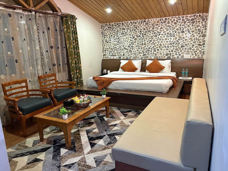 Hotel Himalayan Escape & COTTAGES Kufri - Hotel Himalayan Escape & COTTAGES Kufri, Kufri - Chail Rd, Koti, Shimla, Himachal Pradesh 171012, India