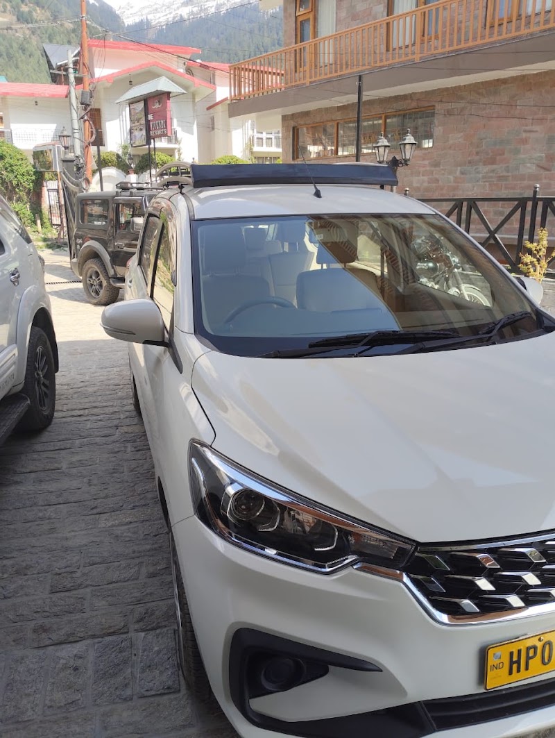 Manali Local Taxi Services - Manali Local Taxi Services, Mall Rd, near Kunzum Hotel, Siyal, Manali, Himachal Pradesh 175131, India