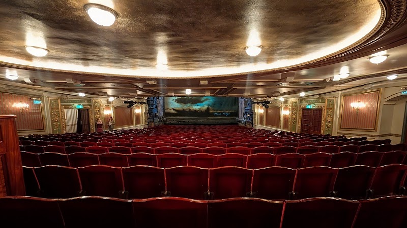 Sondheim Theatre - Sondheim Theatre 51 Shaftesbury Ave, London W1D 6BA, UK
