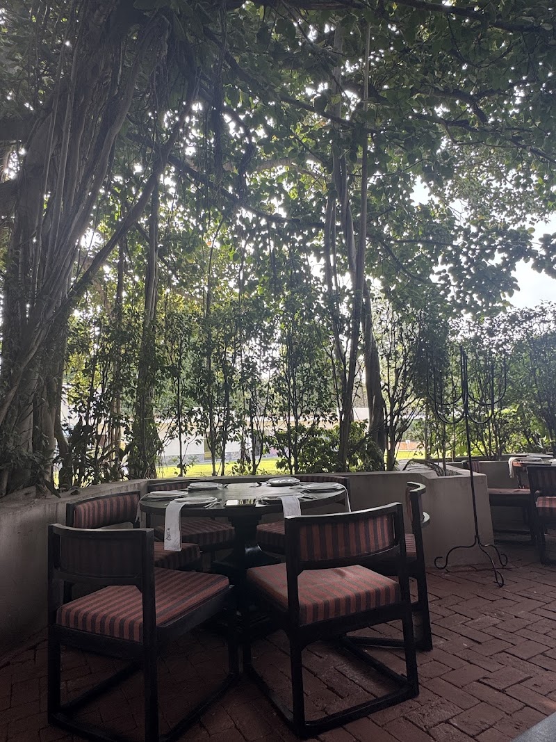 Zetu - Zetu Building No./Flat No.: Prop No-1A, Ground Floor, Block-B Road/Street: Qutub Minar, Sri Aurobindo Marg, Mehrauli, Locality/Sub Locality: Mehrauli City/Town/Village: New Delhi District: South Delhi State: Delhi PIN, Seth Sarai, Mehrauli, Delhi, New Delhi, Delhi 110030, India