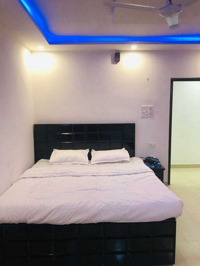 Hotel O Elite Inn - Hotel O Elite Inn RPS, Sudha Booth, Plot No12, More, Mangalam Colony, Kaliket Nagar, Patna, Bihar 801503, India