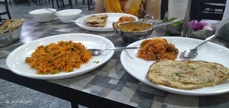 Hindon Veg restaurant - Hindon Veg restaurant New Karhera Colony, Mohan Nagar, Sahibabad, Ghaziabad, Uttar Pradesh 201007, India