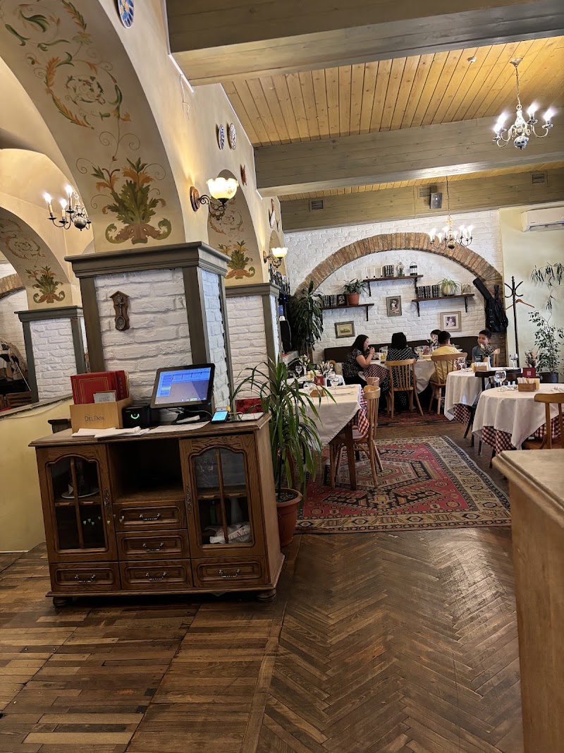 Del Papa - Del Papa, 1 Etazh, Bukhar-Zhyrau Blvd 66, Almaty 050057, Kazakhstan