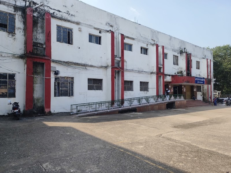 Dhanbad Railway Station - Dhanbad Railway Station, QCVH+37W, Junction, Pandey Muhalla, Dhanbad, Jharkhand 826007, India